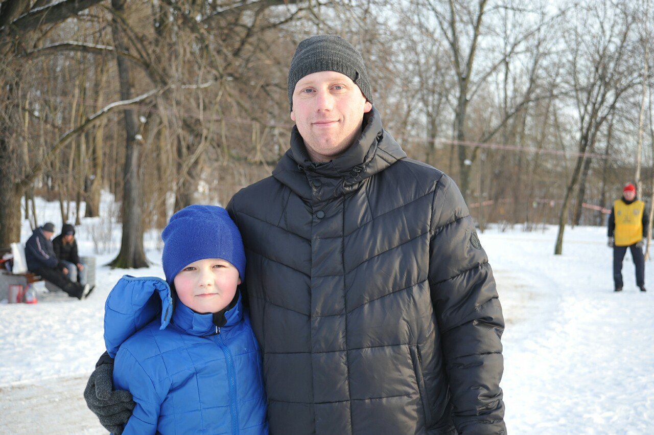 Сергей с сыном Алексеем. Фото: ИА "Республика"/Сергей Юдин
