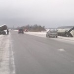 Автобус и трактор угодили в кювет в одном из районов Карелии