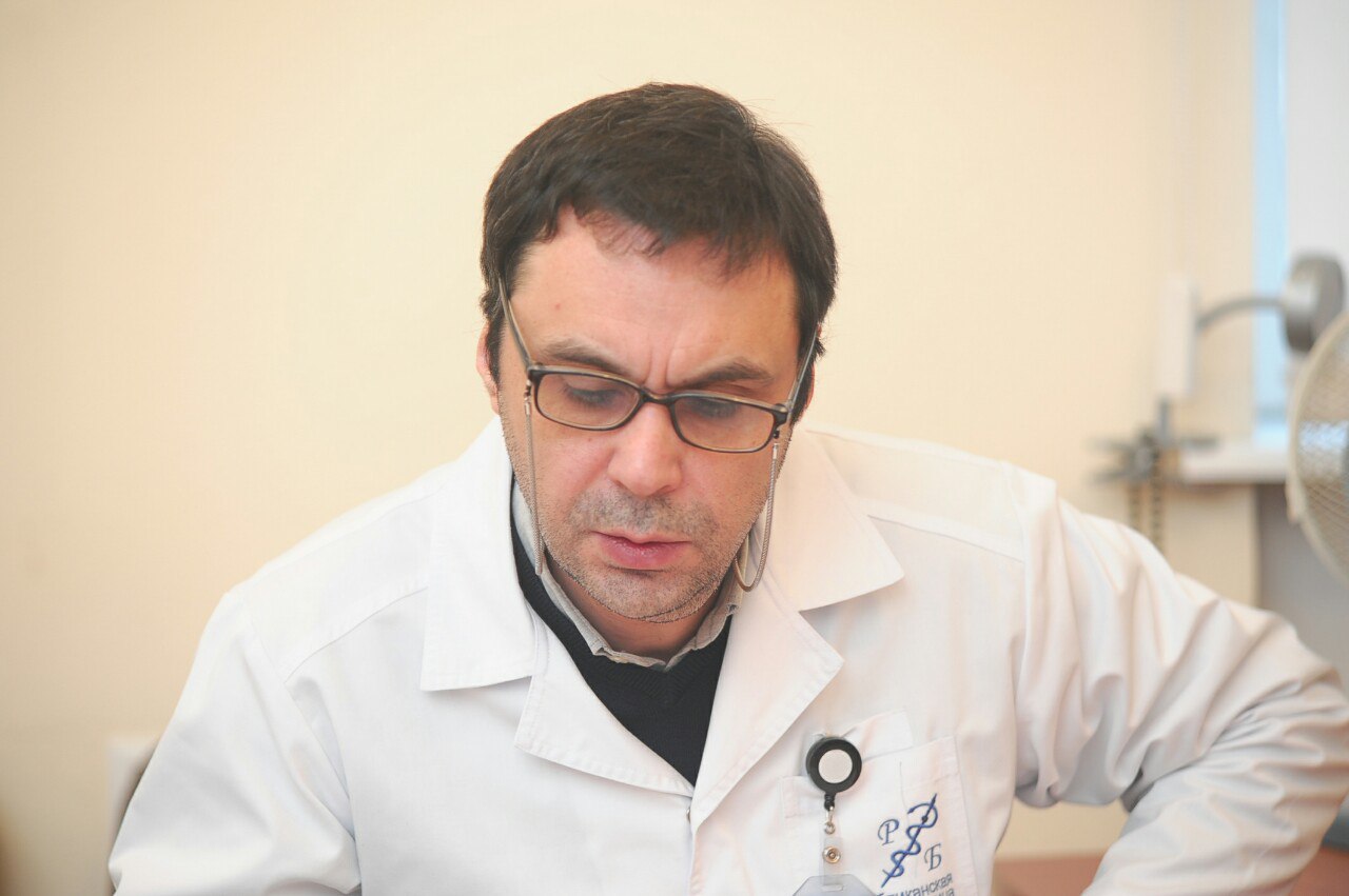 Главврач Республиканской больницы Тамази Карапетян