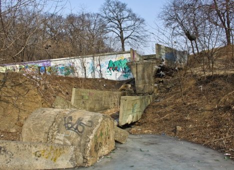 Парк Минного городка во Владивостоке обречен на прозябание