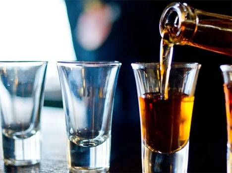 Продажу алкоголя в жилых районах предлагают запретить