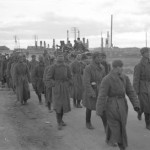Советские военнопленные идут по Пряже. Фото: sa-kuva.fi