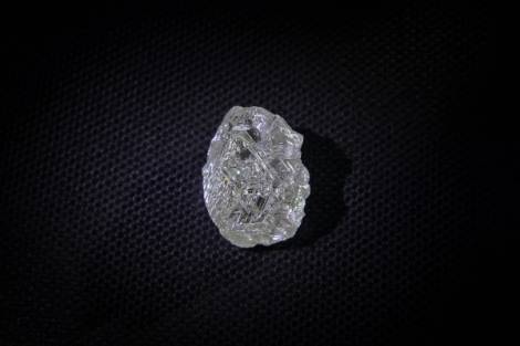 АЛРОСА за год проведет 34 международных аукциона по продаже крупных алмазов