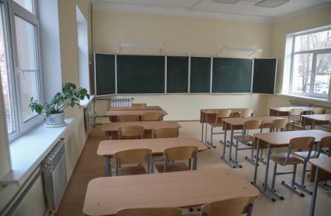 80 классов в 28 школах Приморья закрыли на карантин
