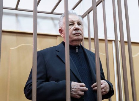 Виктор Ишаев остался под домашнем арестом