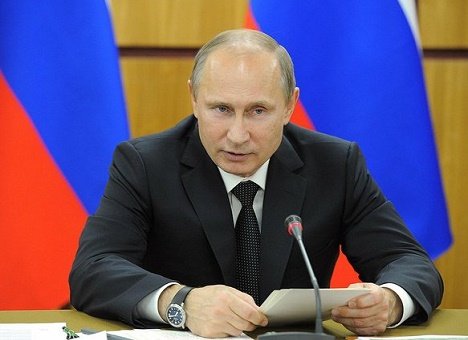 Путин решил не продлять нерабочие дни в России