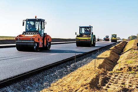 Регионам Сибири и ДФО выделят 1,7 млрд руб на восстановление дорог