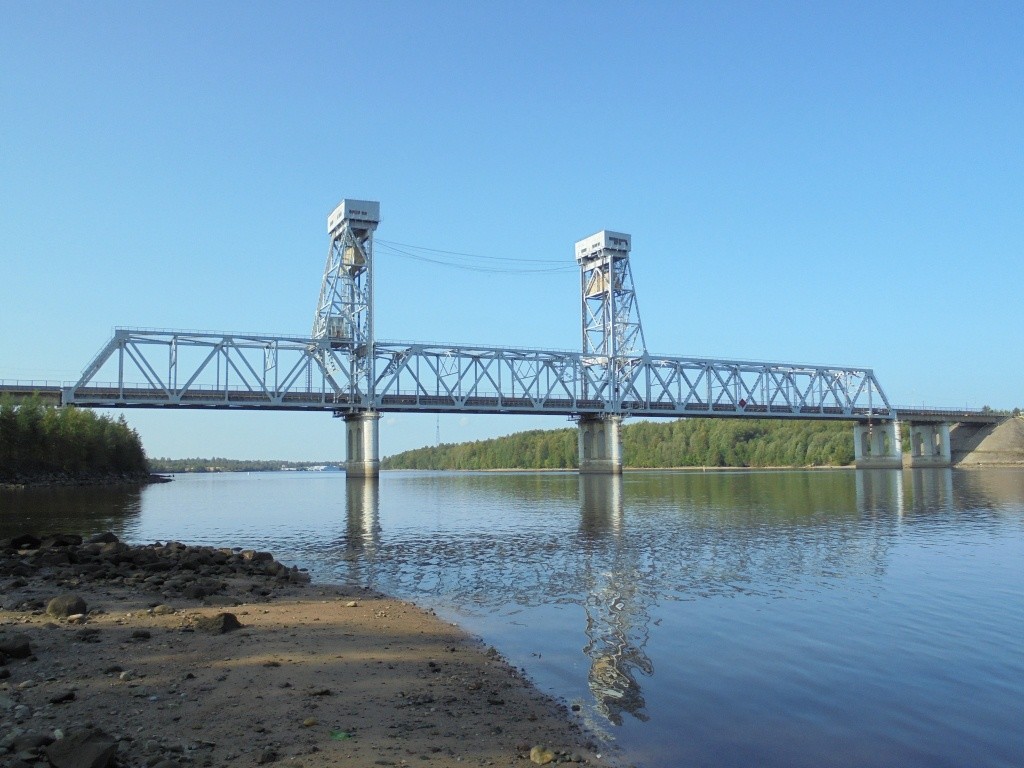 Мост через реку Свирь