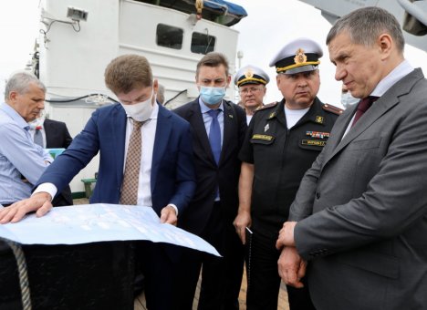 Во Владивостоке улучшат экологическое состояние бухты Золотой Рог