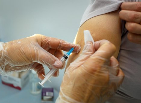 В мобильных комплексах вакцинации жителей Владивостока будут прививать бесплатно