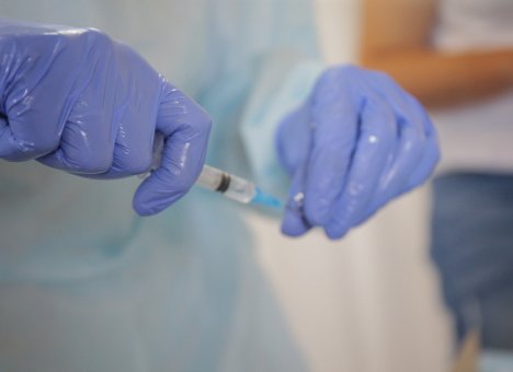 9 тысяч жителей Приморья бесплатно привили от гриппа